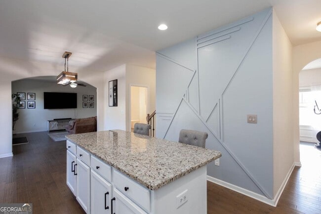 Photo - 7999 Dawson Ln