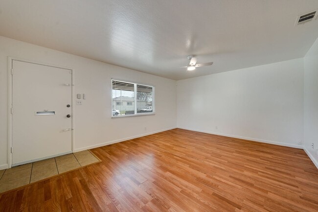 Photo - 7726 Laurie Way