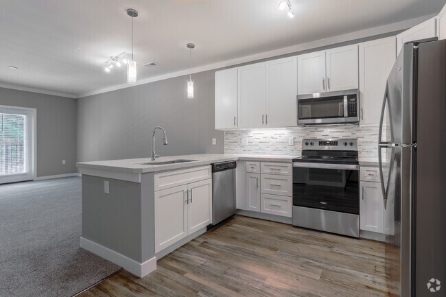 Floor Plan: Helium - 1 bed/1.5 baths - 825 square feet - Element Oakwood