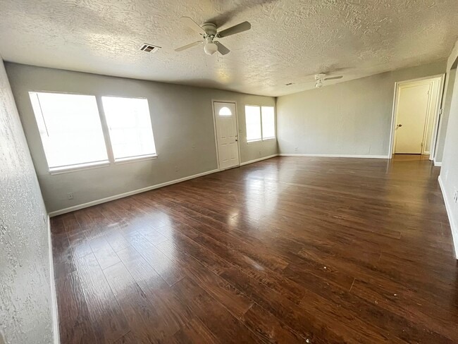 Photo - 2618 NW 26th St