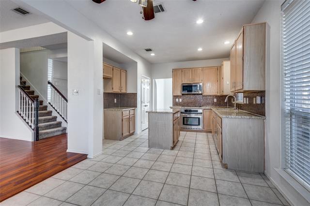 Photo - 2369 Red Maple Rd