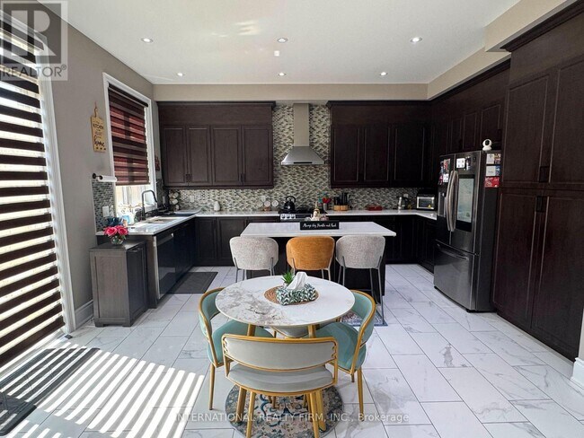 Photo - 45 Daisy Meadow Cres