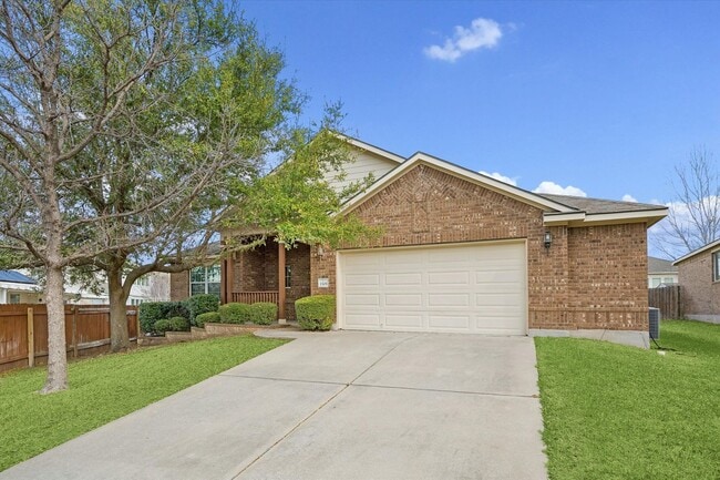 Building Photo - Freshly Updated Single-Story Home with New Flooring & Spacious Open Layout