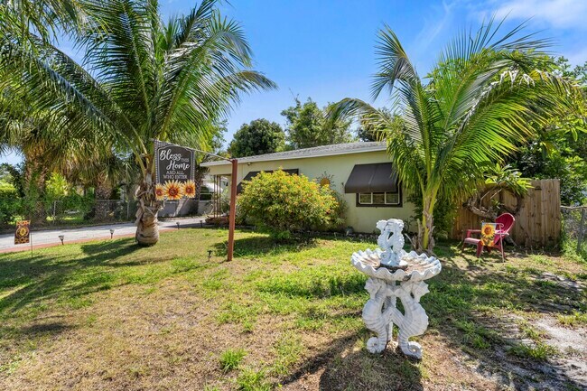Photo - 3032 Stanford Rd