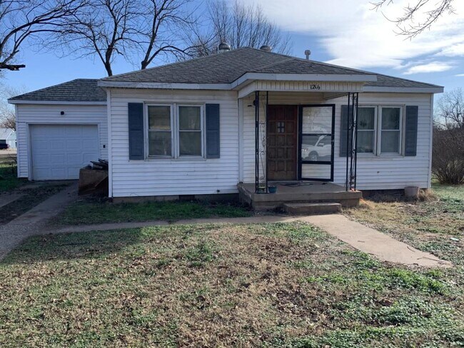 Photo - 1216 N 6th St House
