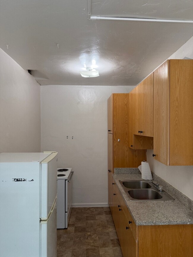 1562 Seventh Ave Unidad 207