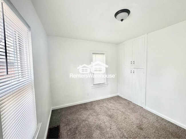 Photo - 1534 63rd St