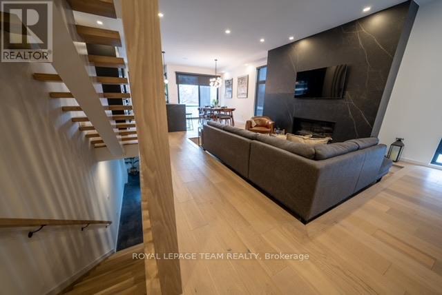 Photo - 358 Byron Ave