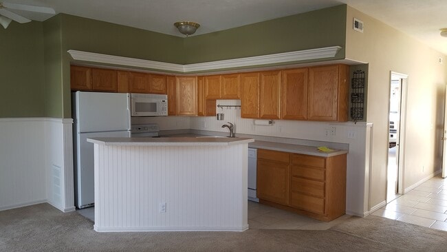 Photo - 125 Peregrine Ln