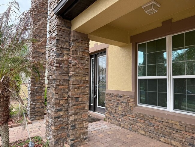 Photo - Gorgeous 5 bedrooms, 4 bath, 3 car garage single family home in Clermont