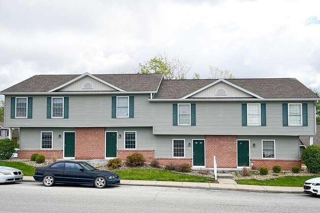 KINGSTON RIDGE APARTMENTS