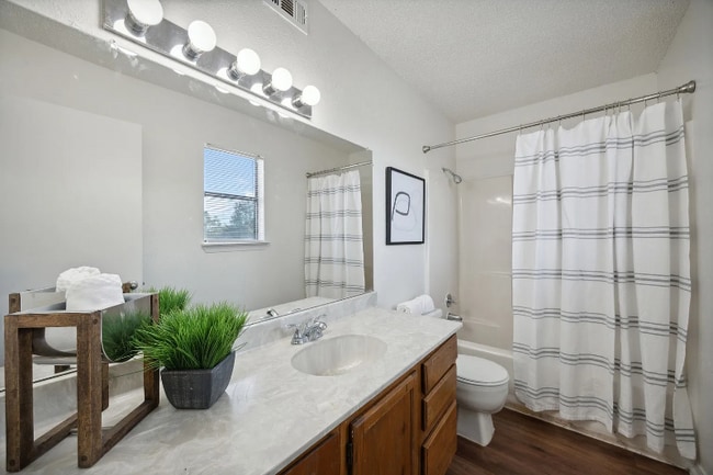 Photo - 4038 Walnut Park Cir