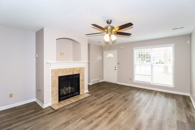 Photo - 1170 Whitten Rd