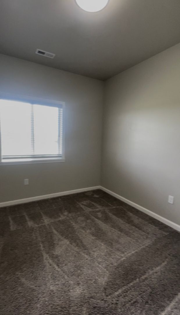 Photo - 2856 Rd H NE