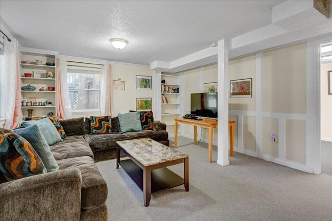 Photo - 102A White Oak Dr Unidad SI ID1460712P