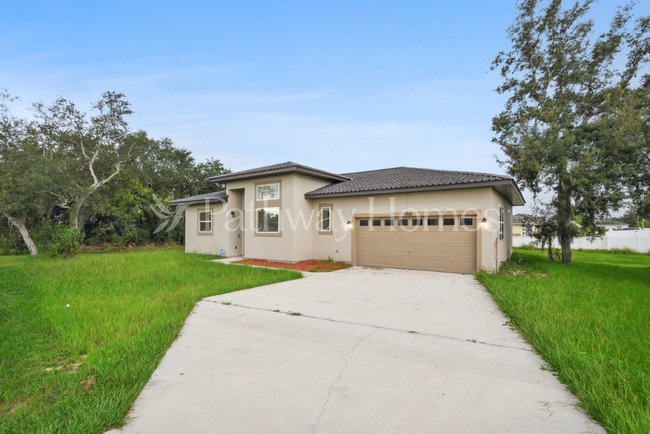 Photo - 1951 Michigan Dr