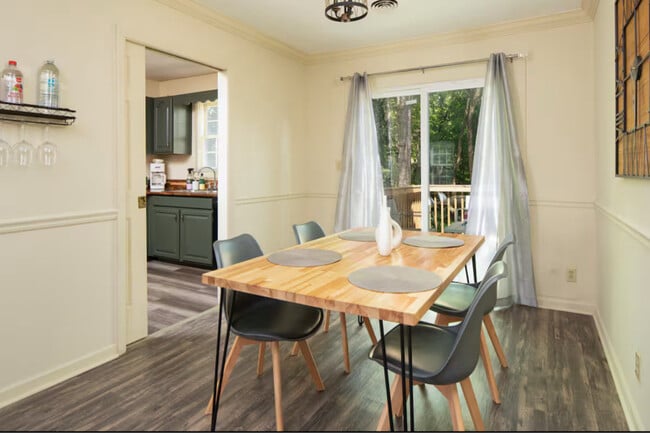 Photo - 109 Arcadia Ln