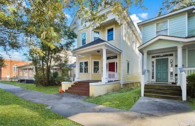 Building Photo - 913 E Henry St Rental
