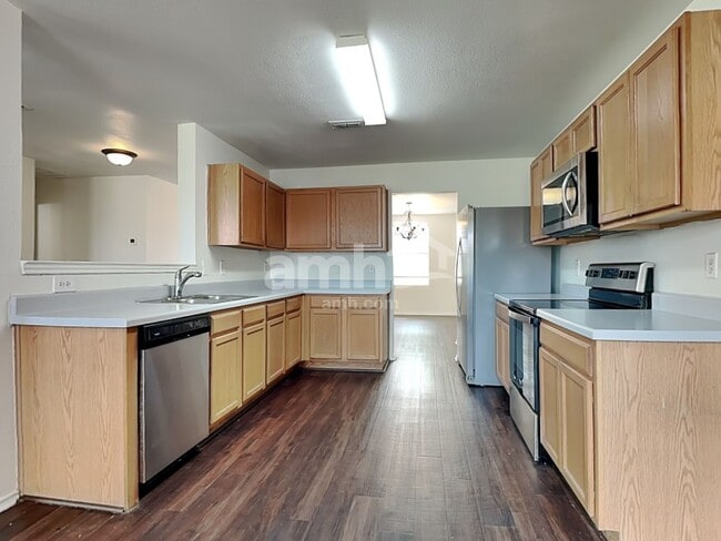 Photo - 1409 Laurel Ln