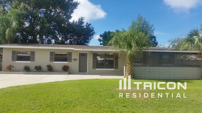 Building Photo - 1122 Ibsen Ave