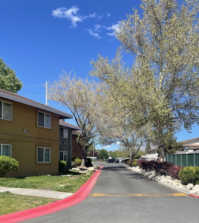 Parkside Gardens Apartments