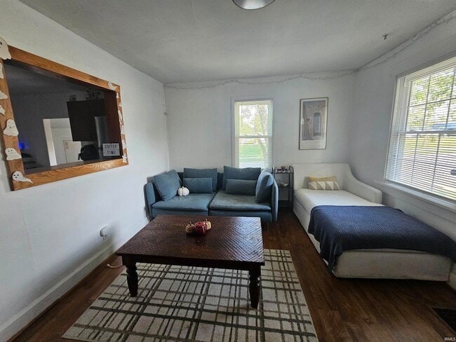 Photo - 817 N Park Ave