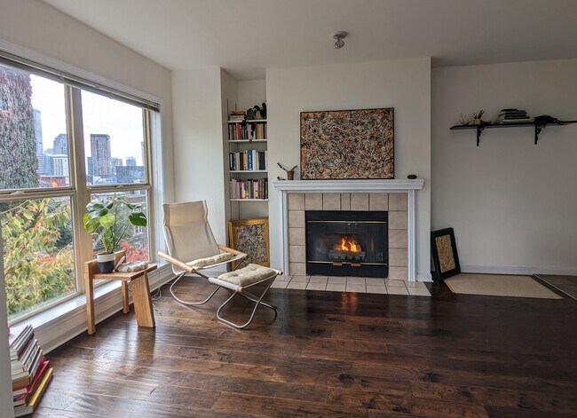 Photo - 506 E Howell St Unidad E405 Rental