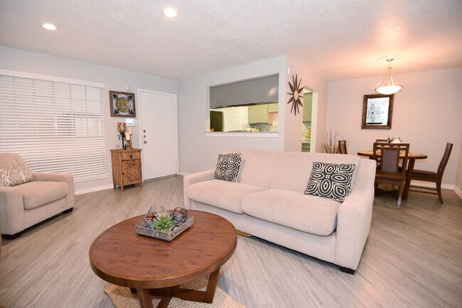 Photo - 3 Corners West