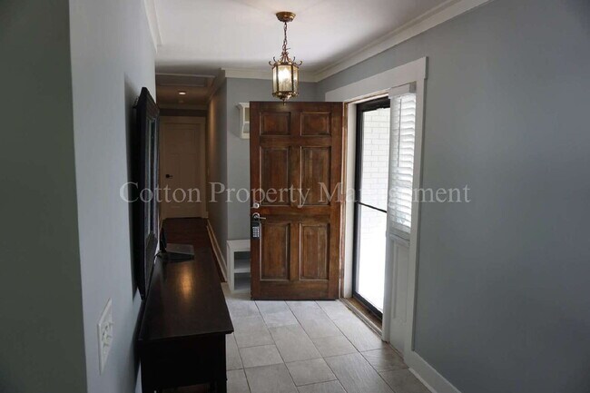 Photo - 109 E Sand Hills Dr House