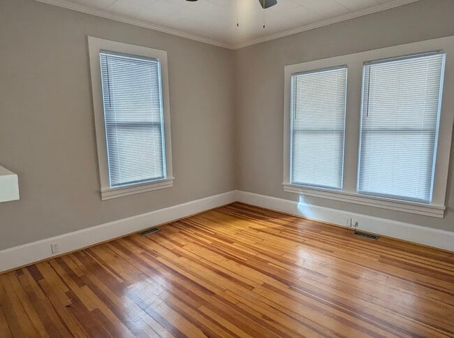 Photo - 606 Park Ave