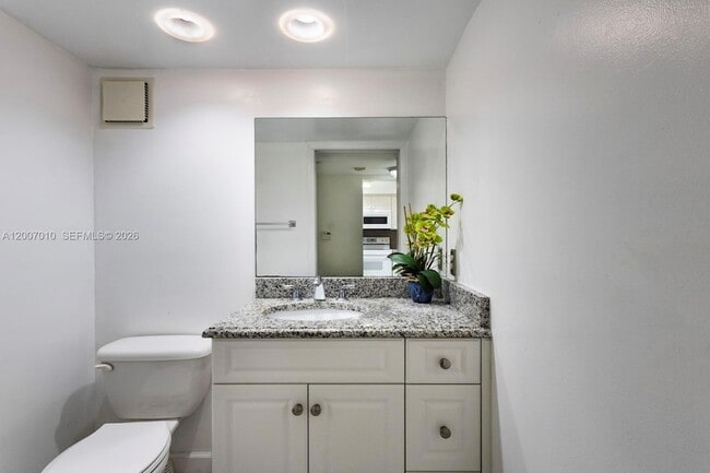 Photo - 10855 SW 112th Ave Unit 211