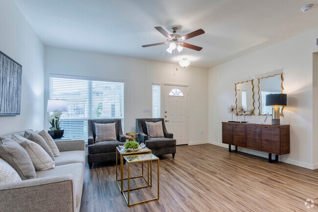 1BR,1BA - 699SF A1 - Living Area - Springwood at Allen