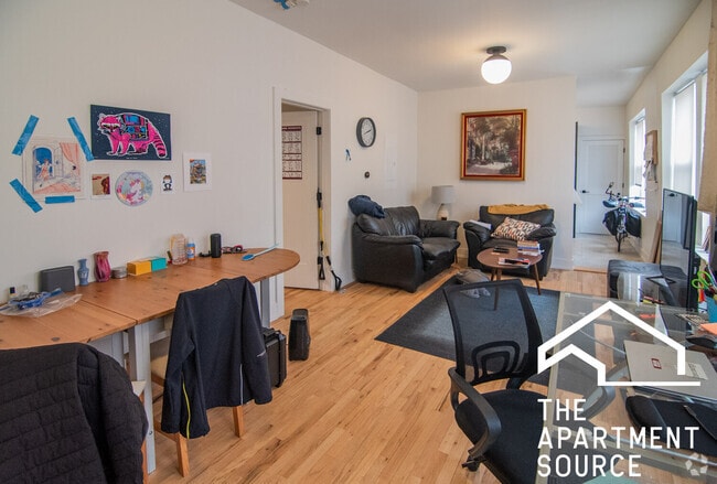 Building Photo - 3051 W Medill Ave Rental