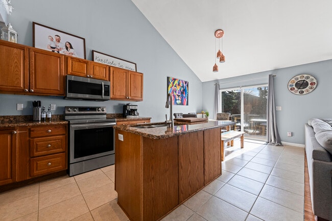 Photo - 3836 Lesia Dr