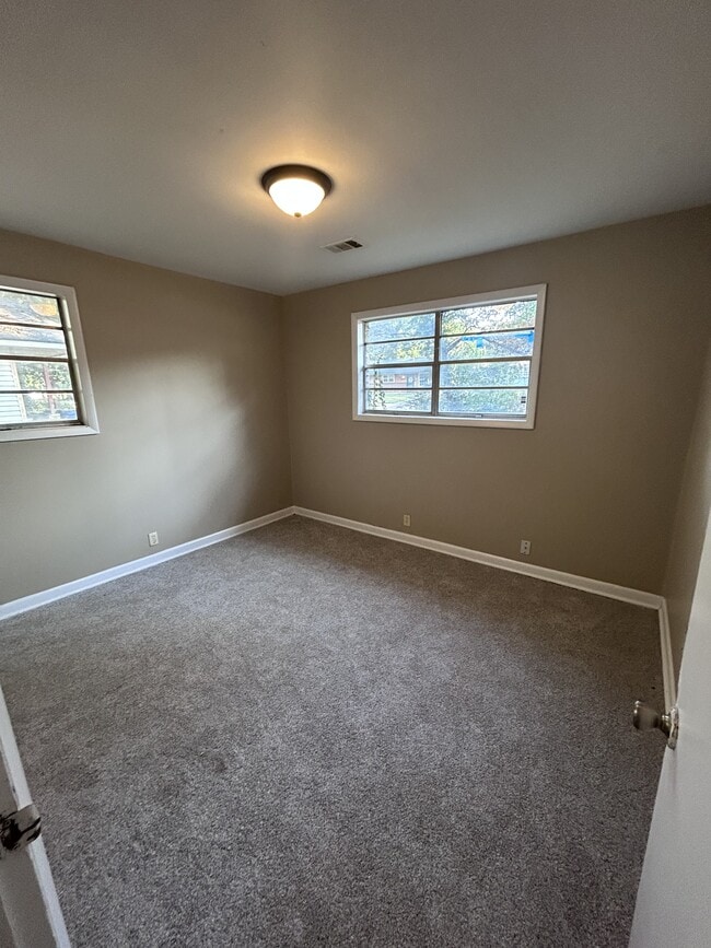 Photo - 1811 Rosemond Ave