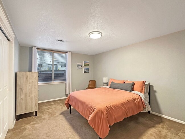 Photo - Large 2 bed 2 bath condo for rent near Sloans Lake