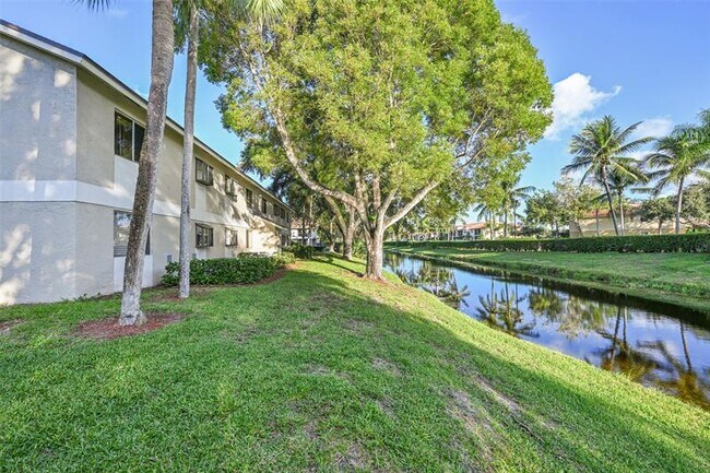 Photo - 109 Gardens Dr Unit 103