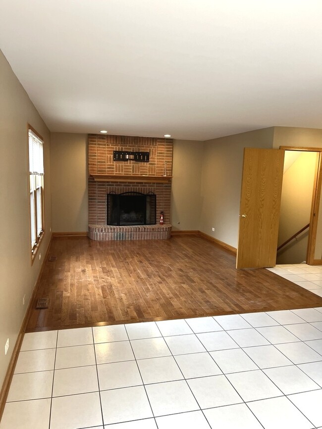 Photo - 934 Winnetka Terrace