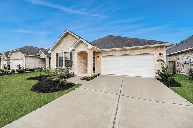 Photo - 31215 Whitfield Ct