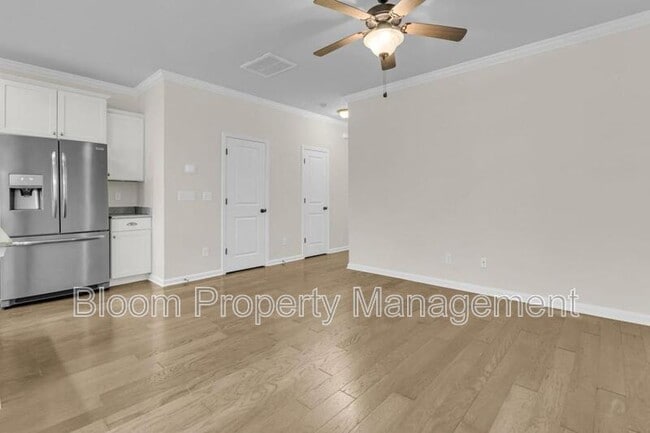 Photo - 1660 Bridwell Ln