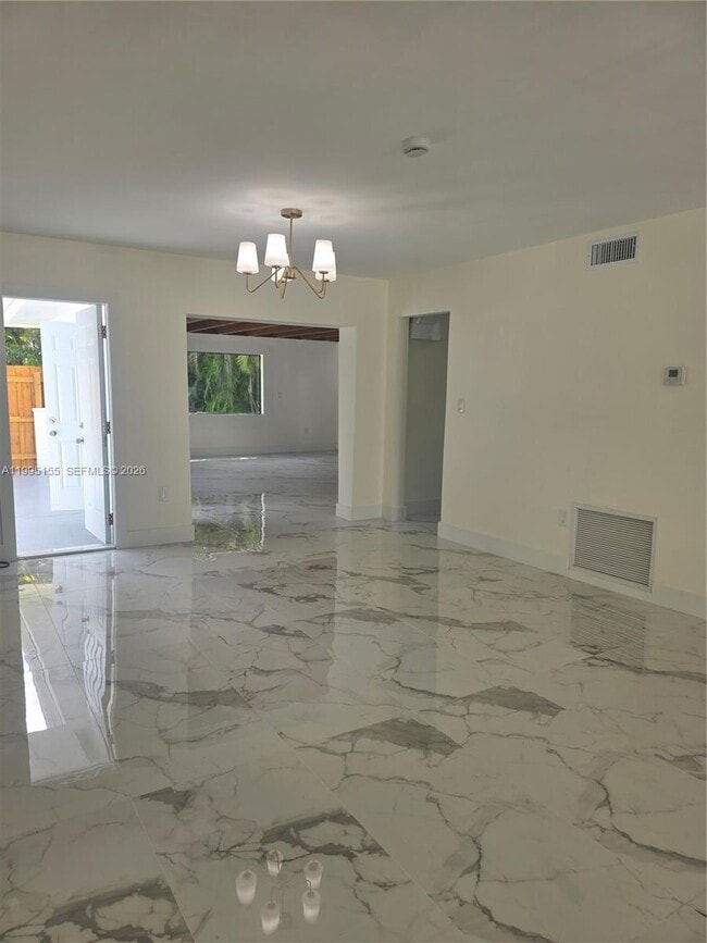 Photo - 443 NW 23rd Pl