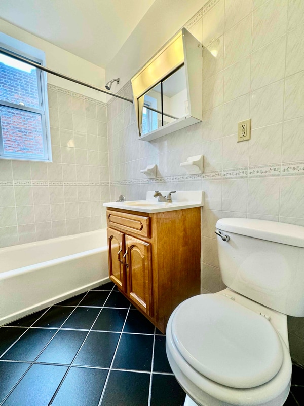 Photo - 23 E 3rd St Unit d41