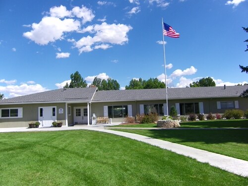 Friendly Village of Greeley - Friendly Village of Greeley Apartments