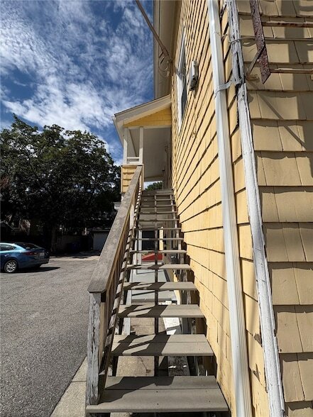 91 Duke St