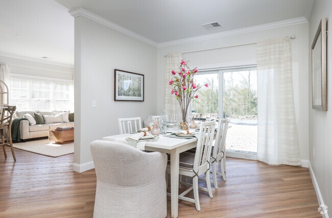 The Alder 2BR, 2BA - 1,762SF - Dining Room - The Residences of Skye