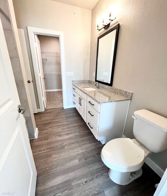 Photo - 2 br, 2 bath Condo - 126 Ed Schmidt Blvd /...