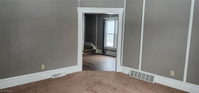 Photo - 244 Arch St