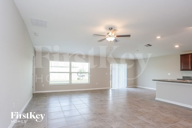 5001 White Chicory Dr