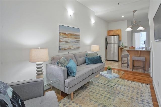 Photo - 320 Madison St Condo