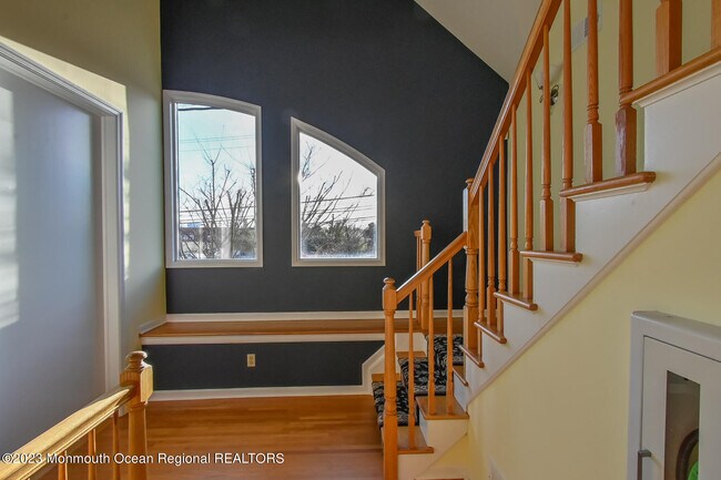 Photo - 83 N Main St Unidad C